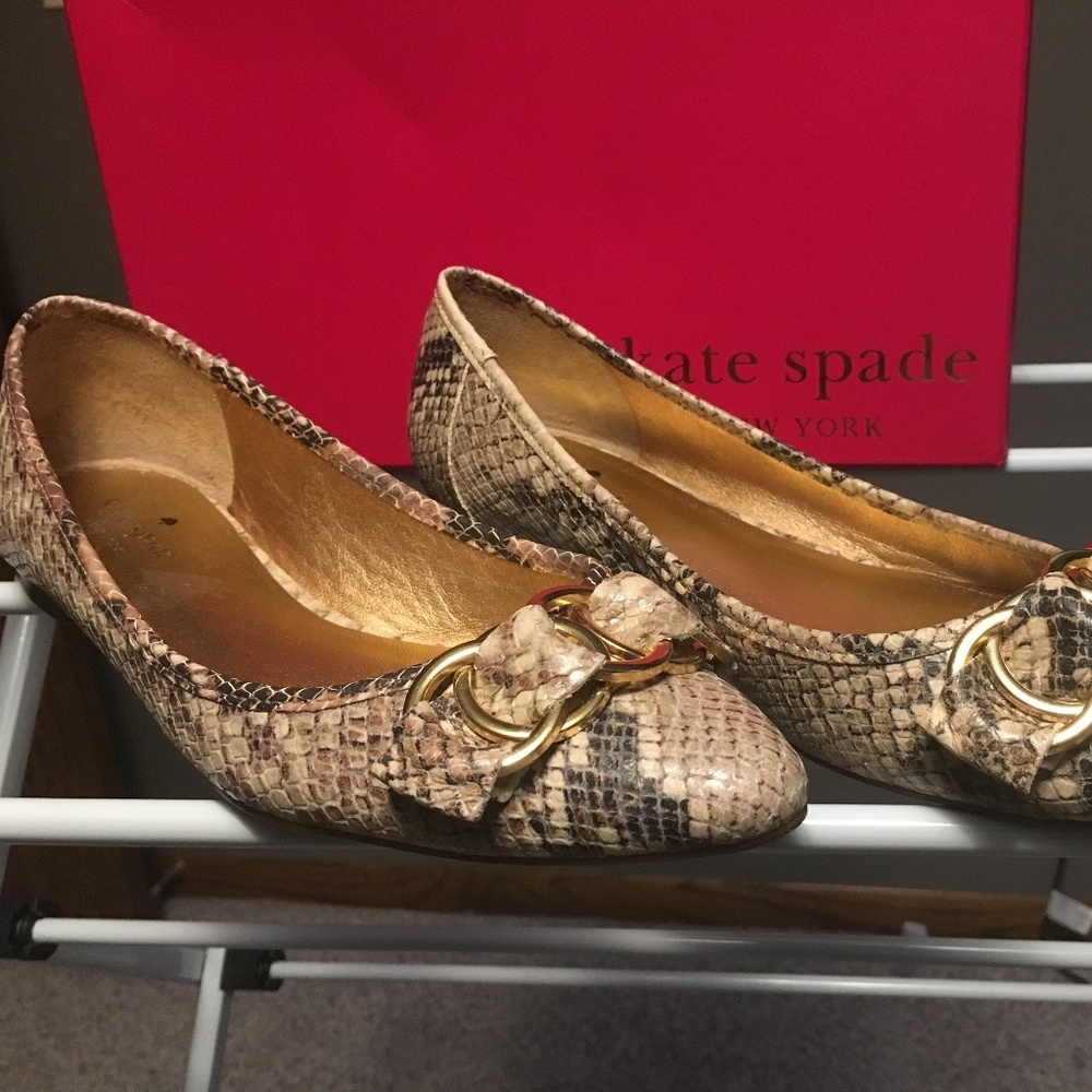 Kate Spade Eryn flat - sz 8.5 EUC